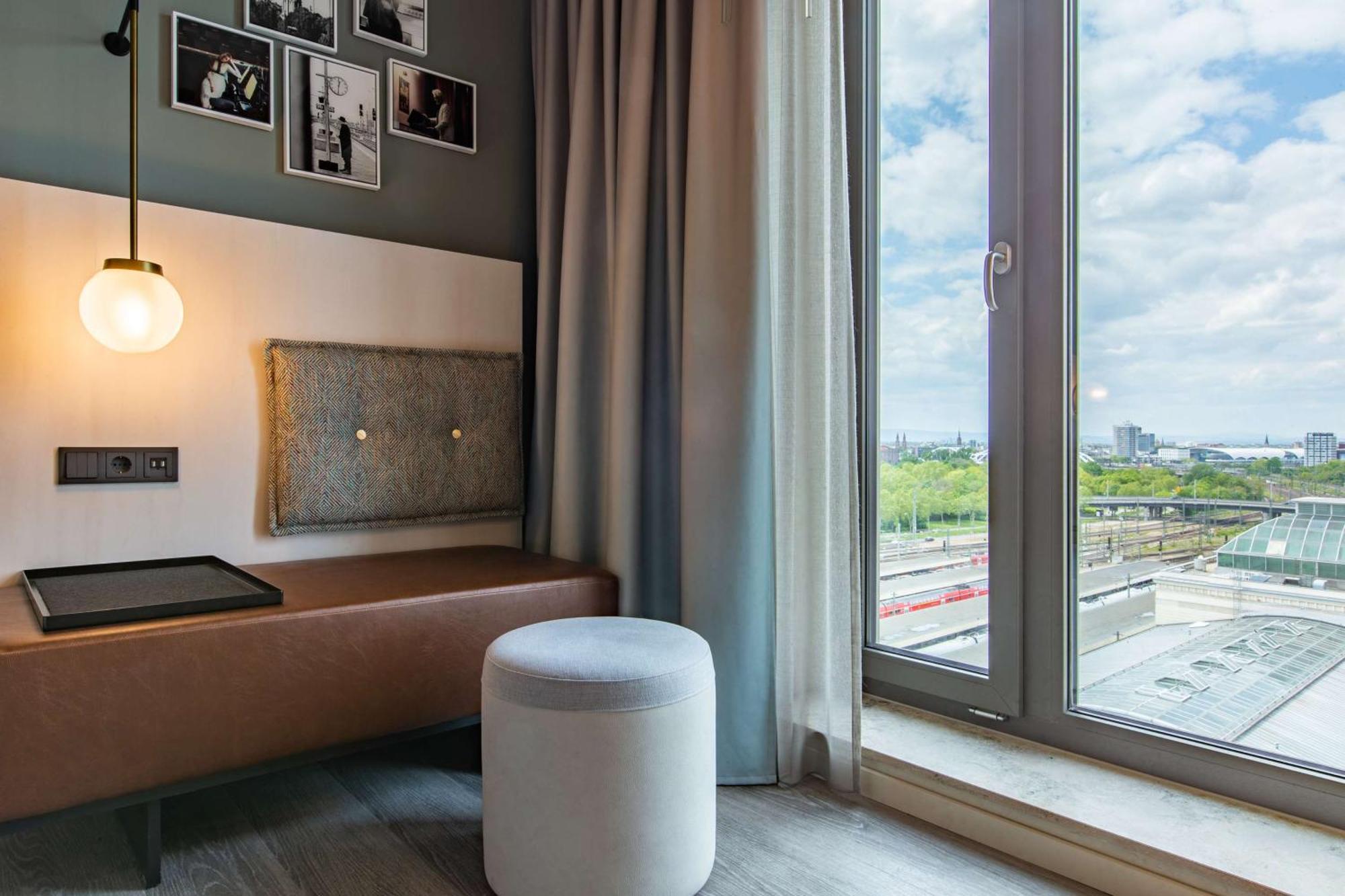 Hilton Garden Inn Mannheim Buitenkant foto